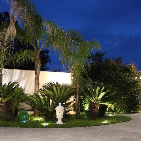 Il Giardino Della Scuncerta Bed & Breakfast เลชเช ภายนอก รูปภาพ