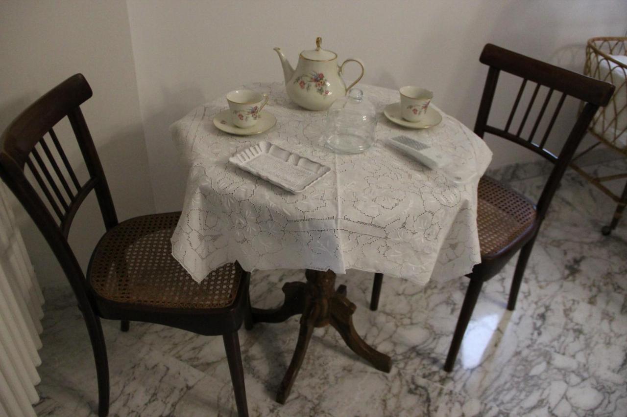 Il Giardino Della Scuncerta Bed & Breakfast เลชเช ภายนอก รูปภาพ