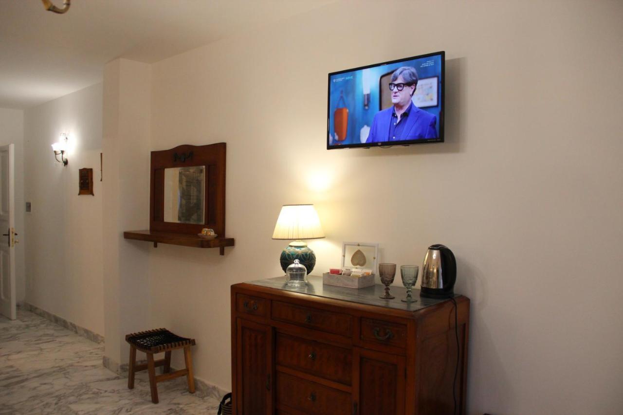 Il Giardino Della Scuncerta Bed & Breakfast เลชเช ภายนอก รูปภาพ