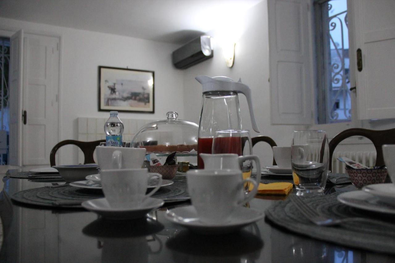Il Giardino Della Scuncerta Bed & Breakfast เลชเช ภายนอก รูปภาพ