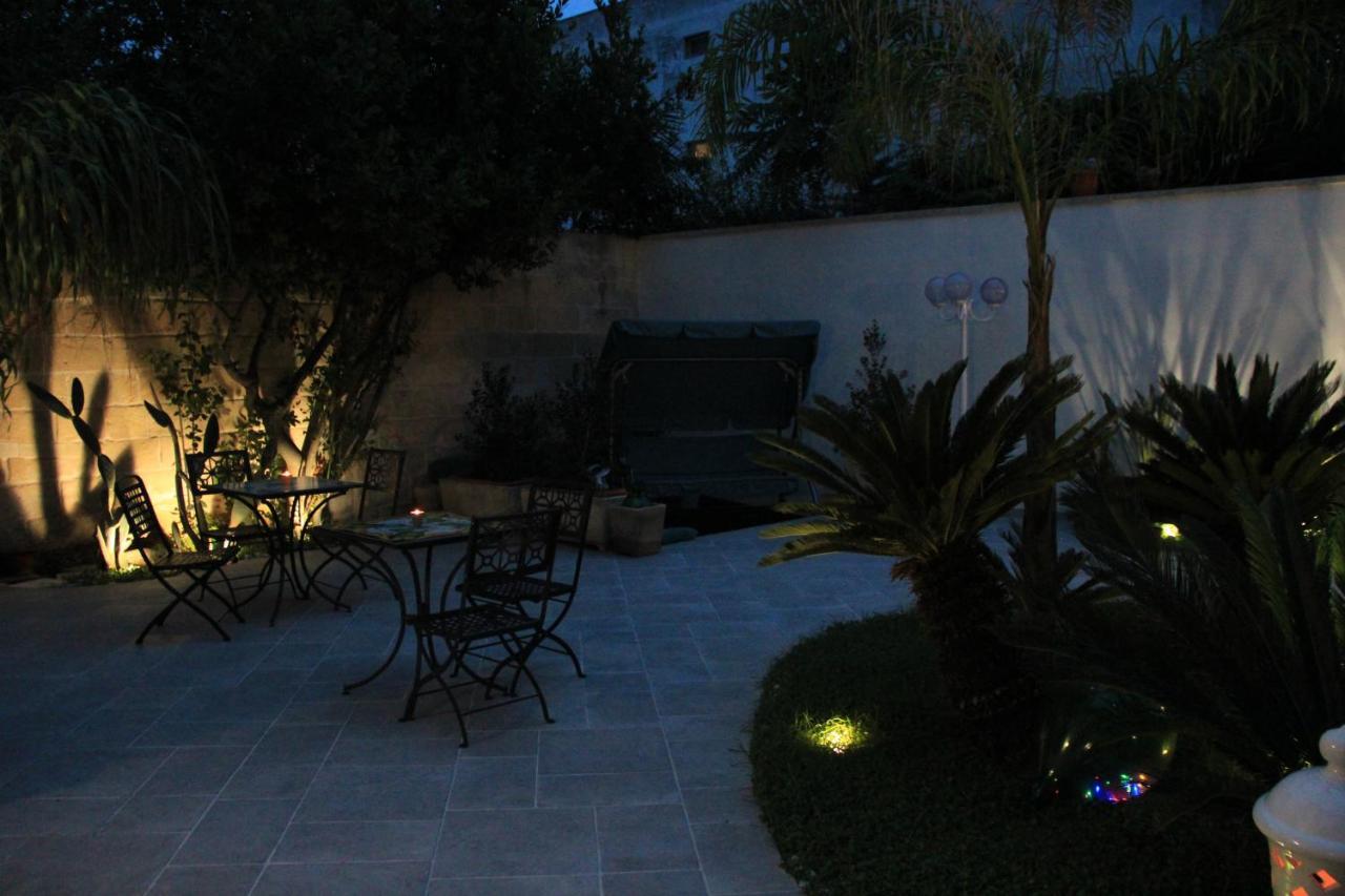 Il Giardino Della Scuncerta Bed & Breakfast เลชเช ภายนอก รูปภาพ