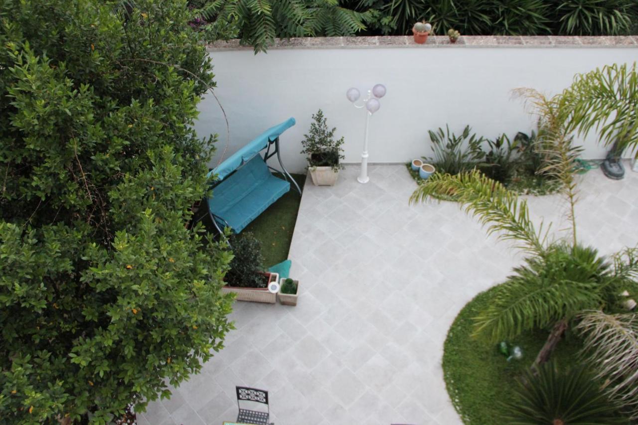 Il Giardino Della Scuncerta Bed & Breakfast เลชเช ภายนอก รูปภาพ