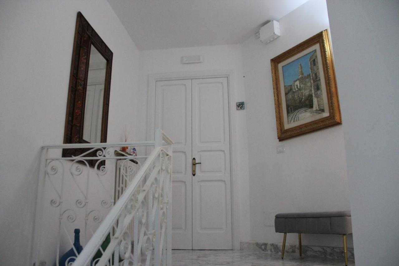 Il Giardino Della Scuncerta Bed & Breakfast เลชเช ภายนอก รูปภาพ